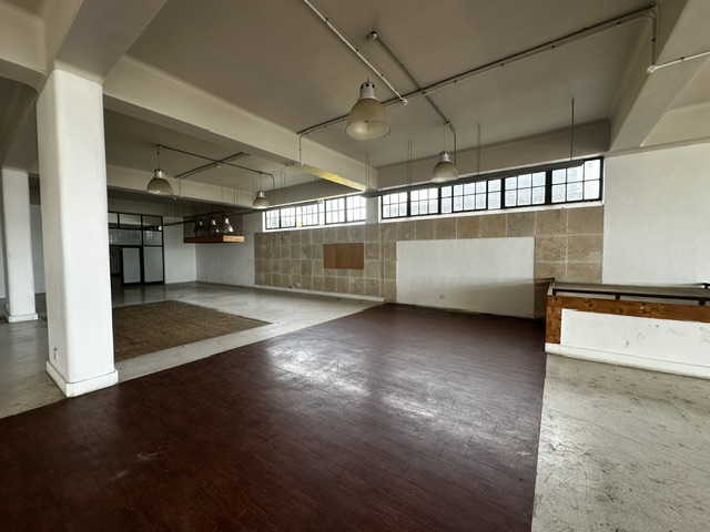 To Let Commercial Property for Rent in Woodstock Western Cape